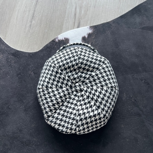 Parisian checkered hat - Picture 3 of 5
